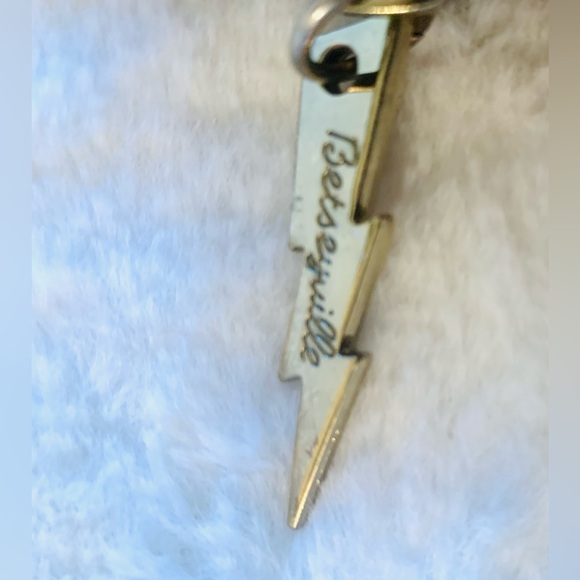 Betsey Johnson Betseyville Laptop Bag - Picture 7 of 11